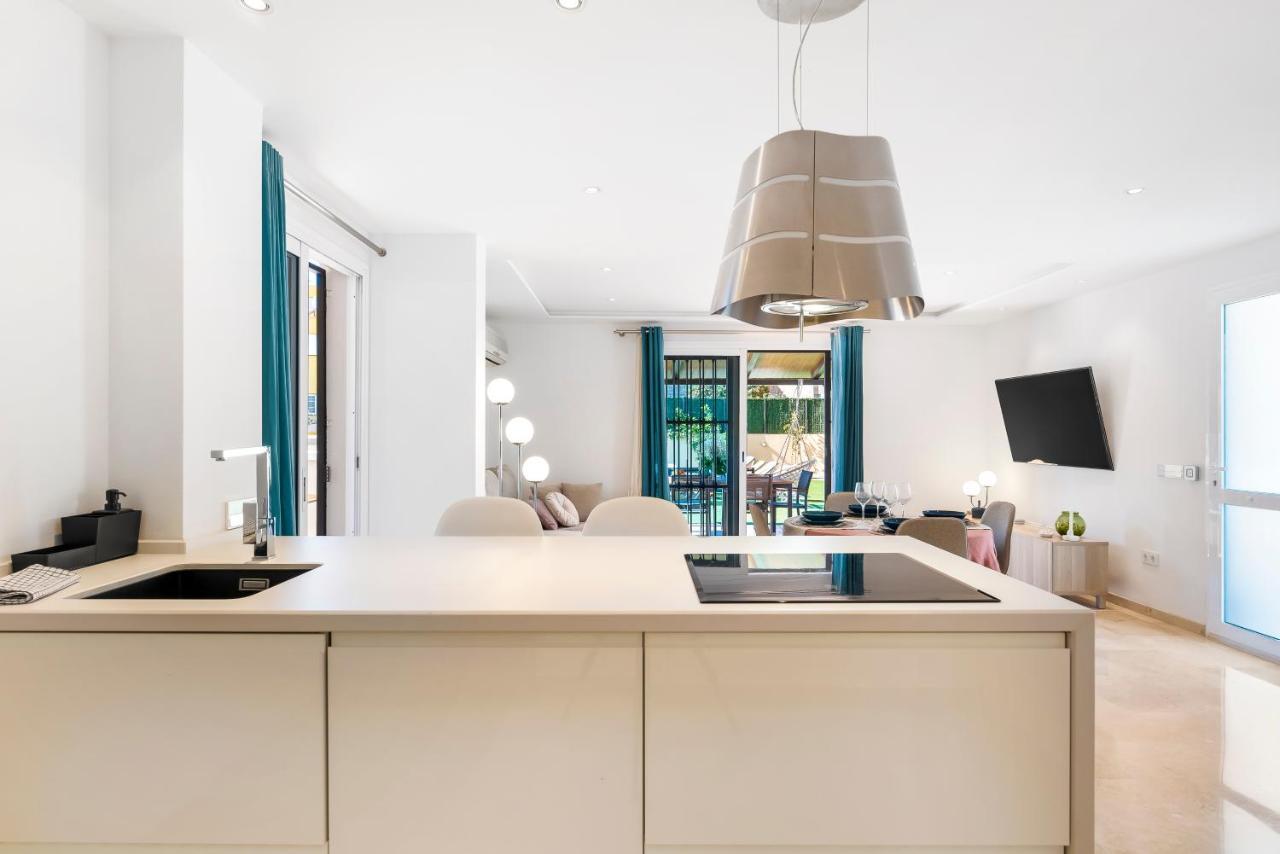 Villa With Private Pool And Workspace 칸델라리아 외부 사진